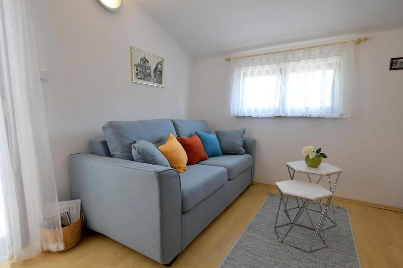 Apartment Starman Malinska