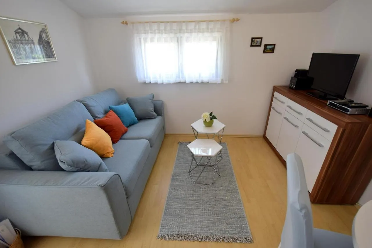 Apartment Starman Malinska Croatia